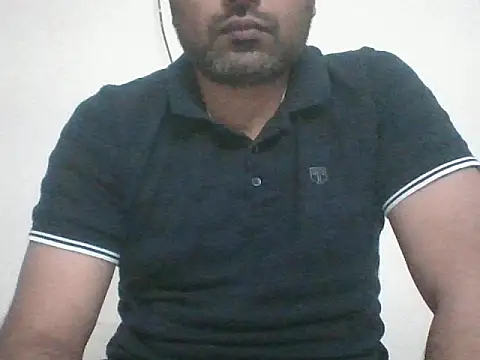 Snapshot of hairysub_india@xh chatting on 04.22.26 hairysub indiaxh online show from 04.22.26