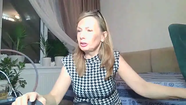 Snapshot of Sweetmurrr chatting on 02.08.26 Sweetmurrr online show from 02.08.26