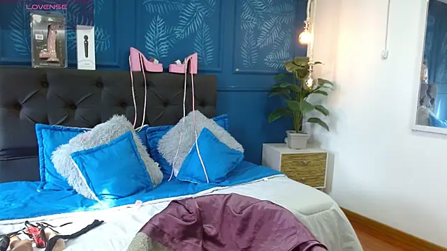 zohet kriss online show from 03.25.26