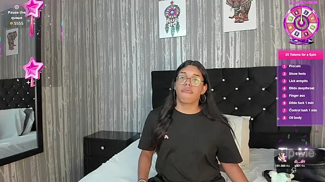 Hailey johnsonn online show from 09.21.25