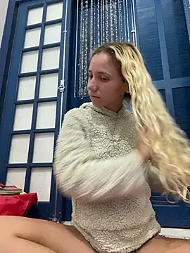 Bruna551 online show from 02.12.26