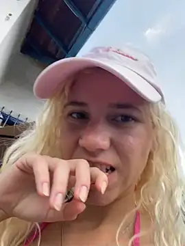 Bruna551 online show from 04.05.26