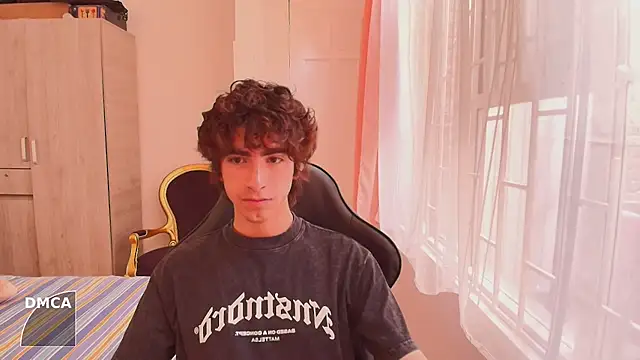 Nude Boy18 online show from 10.01.25