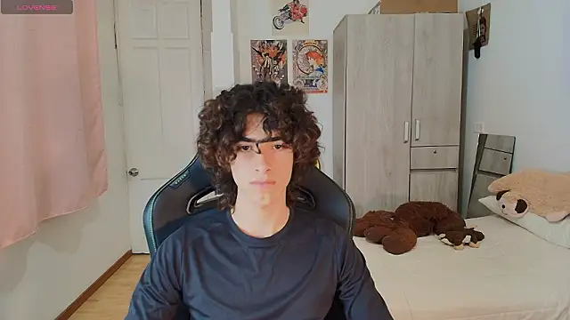 Nude Boy18 online show from 03.18.26