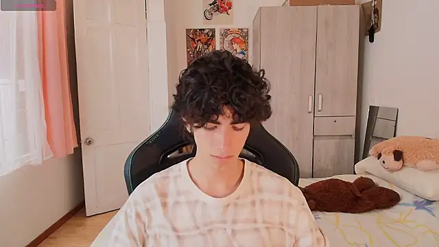 Nude Boy18 online show from 03.28.26