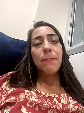 lucioliveira online show from 10.17.25