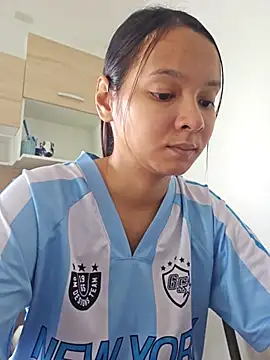 Natural Asian Girl online show from 11.01.25