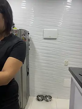 lunita sweet5 online show from 12.20.25