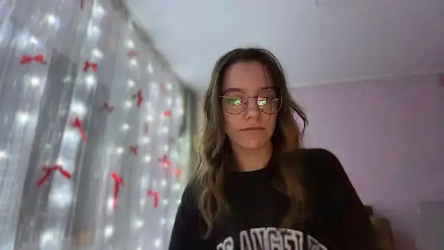 Snapshot of Vietero chatting on 02.10.26 Vietero online show from 02.10.26
