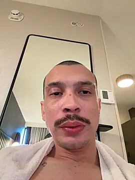 Snapshot of weeweesworld chatting on 03.15.26 weeweesworld online show from 03.15.26