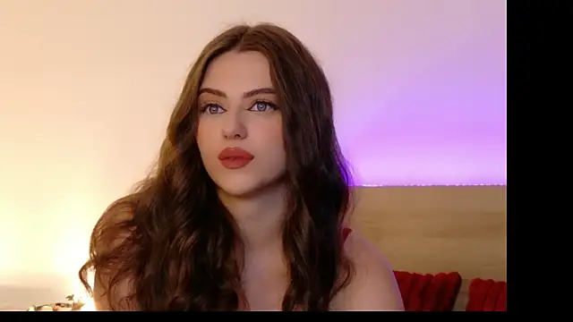 Sienna Voss online show from 10.31.25