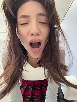 Snapshot of BallerinaCappuccino_ chatting on 02.12.26 BallerinaCappuccino online show from 02.12.26