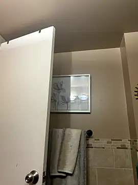 Snapshot of allybluee777 chatting on 11.17.25 allybluee777 online show from 11.17.25