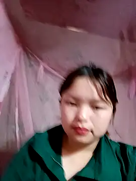 XoiXoi232 online show from 10.12.25