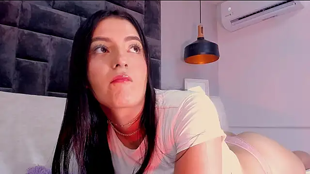 EmmyVega  online show from 09.16.25