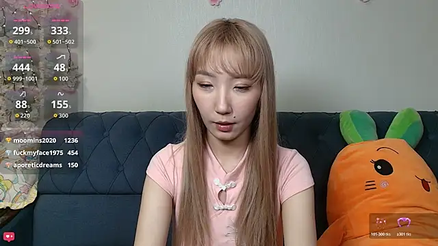 Snapshot of Yume_ko chatting on 05.15.26 Yume ko online show from 05.15.26