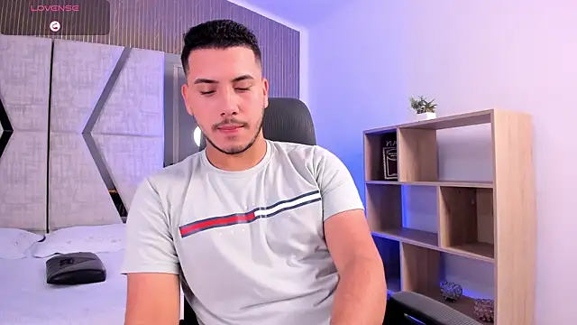 Axel grey  online show from 01.10.26