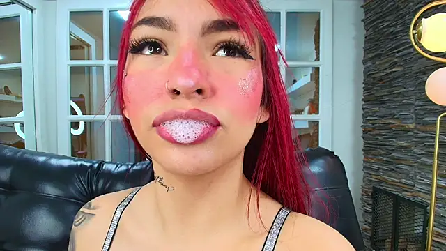 miss   abigail online show from 11.22.25