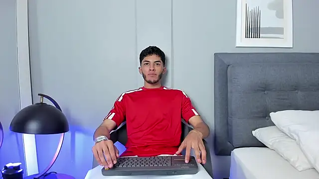 Tylerffoxx online show from 02.27.26