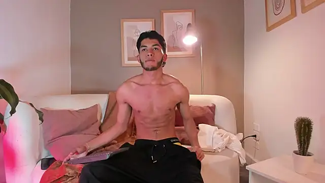 Tylerffoxx online show from 05.08.26