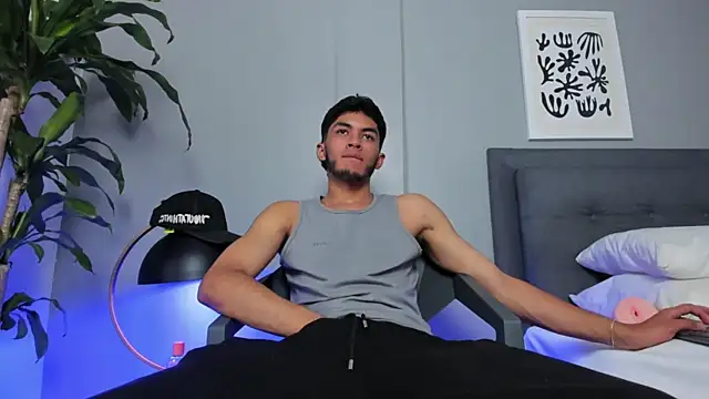 Tylerffoxx online show from 05.30.26