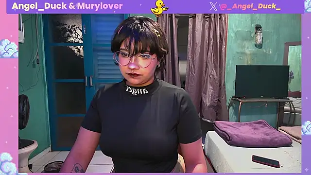 Snapshot of Angel_Duck chatting on 07.11.26 Angel Duck online show from 07.11.26