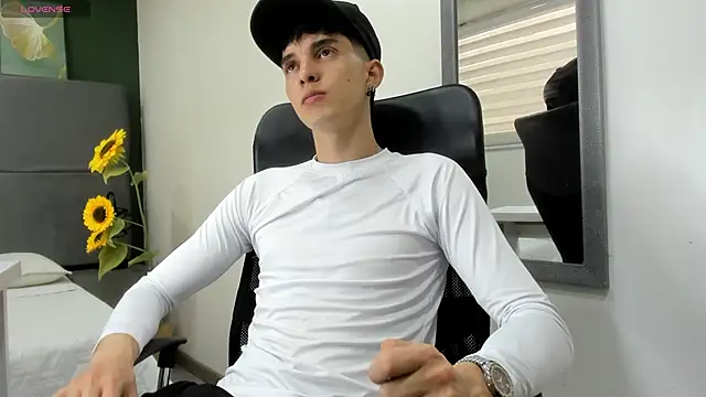 Jheampiiero online show from 04.13.26