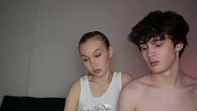 cuteleraay online show from 12.18.25