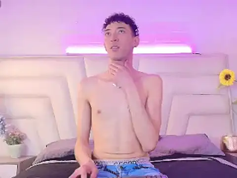 Ashton Myers online show from 11.05.25