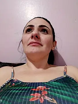 Snapshot of _SexyPetite_ chatting on 10.15.25 SexyPetite online show from 10.15.25