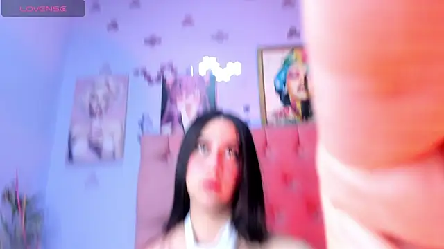 Megan Luxe online show from 11.14.25