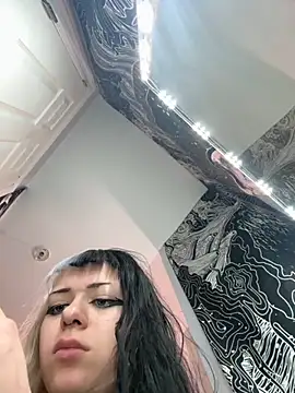 Paige Turner online show from 09.21.25