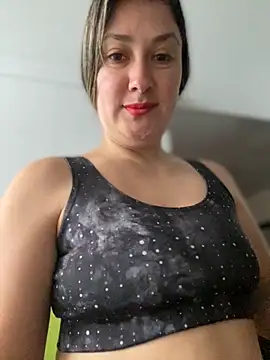 Snapshot of Abby-LS chatting on 11.10.25 Abby-LS online show from 11.10.25