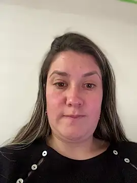 Snapshot of Abby-LS chatting on 11.28.25 Abby-LS online show from 11.28.25