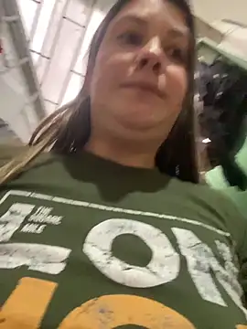 Snapshot of Abby-LS chatting on 12.18.25 Abby-LS online show from 12.18.25