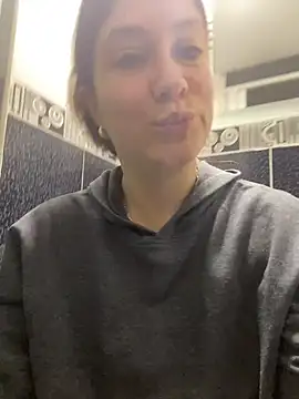 Snapshot of Abby-LS chatting on 04.16.26 Abby-LS online show from 04.16.26