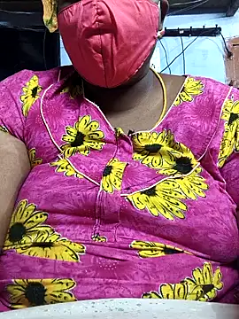 Snapshot of TAMIL_ELAKKIYA chatting on 09.09.25 TAMIL ELAKKIYA online show from 09.09.25