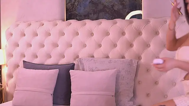 BellaNoirre online show from 03.19.26