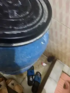 Snapshot of hotboy43339 chatting on 10.13.25 hotboy43339 online show from 10.13.25