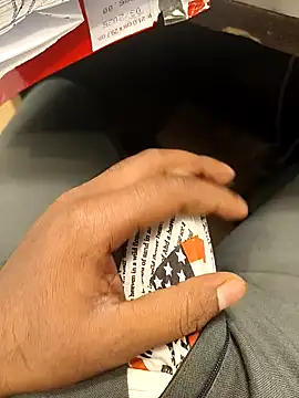 Snapshot of hotboy43339 chatting on 10.24.25 hotboy43339 online show from 10.24.25