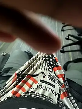 Snapshot of hotboy43339 chatting on 11.18.25 hotboy43339 online show from 11.18.25