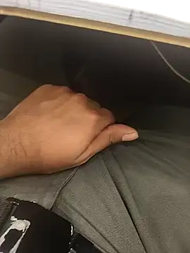 Snapshot of hotboy43339 chatting on 12.03.25 hotboy43339 online show from 12.03.25