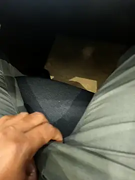 Snapshot of hotboy43339 chatting on 01.12.26 hotboy43339 online show from 01.12.26