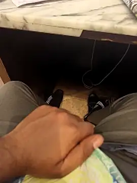 Snapshot of hotboy43339 chatting on 02.15.26 hotboy43339 online show from 02.15.26