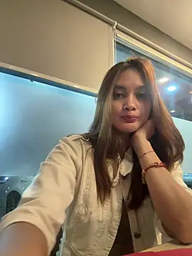 Snapshot of LanySylvia chatting on 05.29.26 LanySylvia online show from 05.29.26