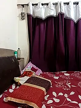 MEERAcle online show from 04.10.26