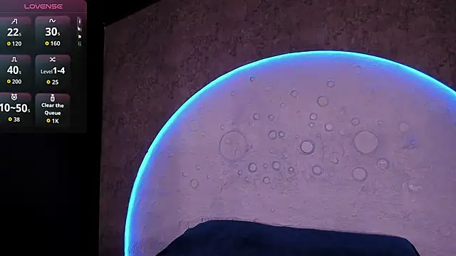 Snapshot of ZahaRose chatting on 10.17.25 ZahaRose online show from 10.17.25