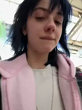 Only April online show from 03.28.26