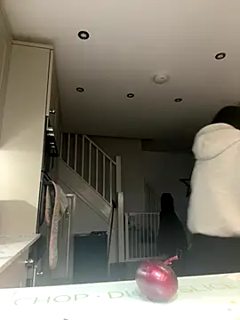 BELLABLACKXUK online show from 10.21.25