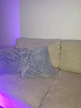 Snapshot of Tina_burton1 chatting on 11.15.25 Tina burton1 online show from 11.15.25